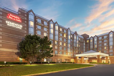 Homewood Suites by Hilton Downers Grove Chicago Отели рядом с достопримечательностью «Drury Lane»