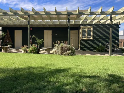 Guest House - Heart of Dungog CBD with a fabulous view 던고그 호텔