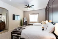 Red Rock Hangout: 5 Min to Antelope & Horseshoe + Hot Tub + Firepit + Game Room