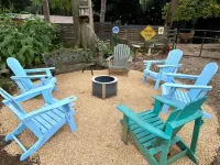 Atlanta Llama Luxury Cottage