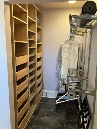 Historic 1927 Craftsman in Downtown Sequim – Walk to Everything!