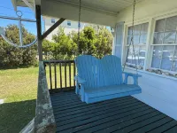 Historic Harkers Island Bungalow Hotels in Harkers Island