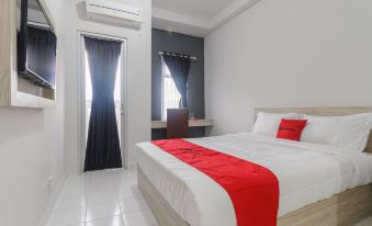 RedDoorz Apartment @ Dramaga Tower