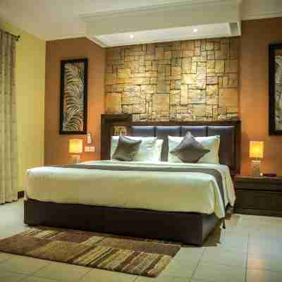 Oasis Hotel Restaurant & Spa Rooms