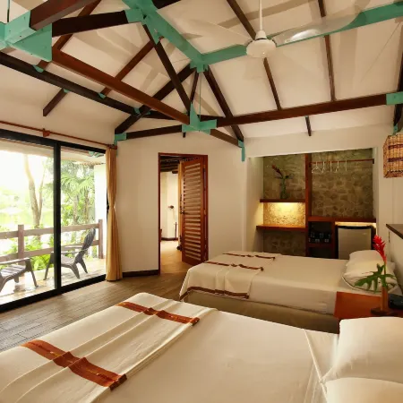Villa Maya Hotels in Flores