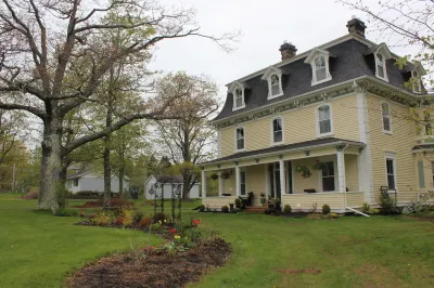 Maplehurst Manor B&B Các khách sạn ở Westmorland County