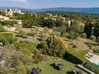 Domaine de l'Enclos Hotels in Gordes