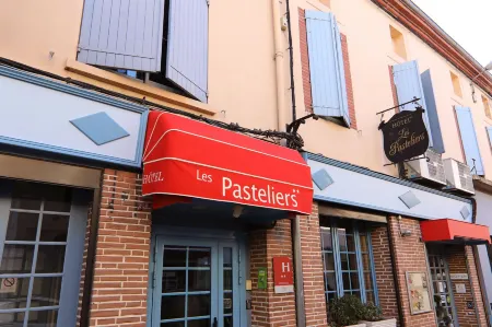 Hotel les Pasteliers Отели в г. Альби