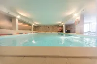 Hotel Lusitania Congress & Spa - piscina