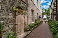 16 Saragossa Street A