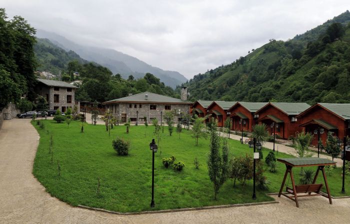 Teona Caglayan Bungalov