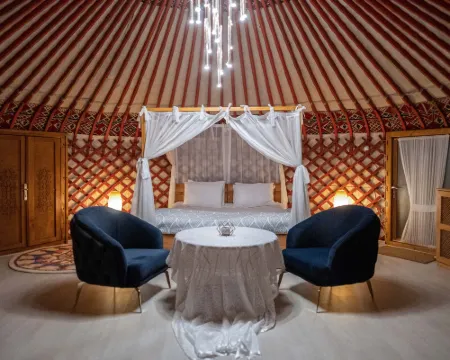 ハヤル タデゥンダ オデミシュのホテル