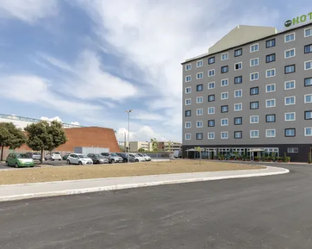 B&B Hotel Roma Fiumicino Aeroporto Fiera 2 Hotels in Fiumicino