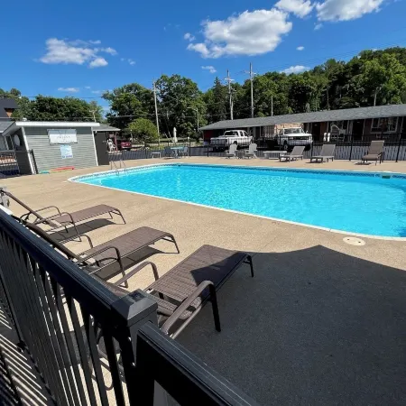 Valley Inn and Suites