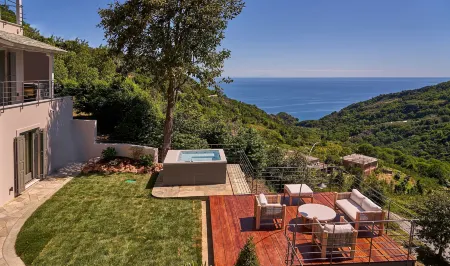 Sunrise Garden Hills Отели в г. Tsagkarada