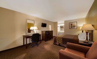Rodeway Inn & Suites