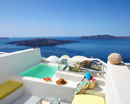 Caldera's Bliss Suites Hotels in Fira