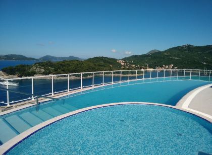 Villa Paradiso 2