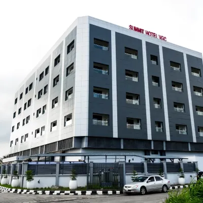SUMMIT HOTEL AND APARTMENTs, VGC Hotels near Lekki Conservation Centre