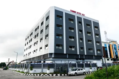 SUMMIT HOTEL AND APARTMENTs, VGC