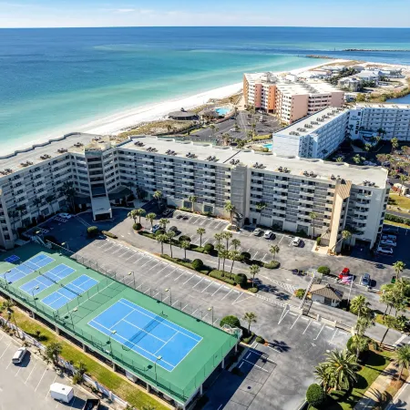 IR 518 is a Stunning 2 Br That Has Amazing Sunset Views - Sleeps 10 by RedAwning