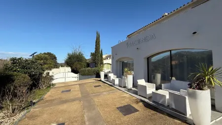 Hacienda d'Amore Отели в г. Рапале