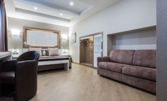 Magri's Hotel