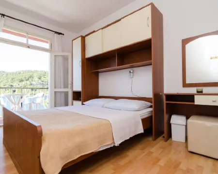 Apartments Palma Hotels in Polace