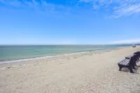 Beach Livin 1 - 1 Bedroom Downstairs - Bungalows
