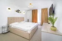 Hotel Francesca Hotels near Parcul Central