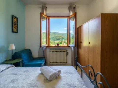 Residence la Mezzaluna Hotels in Barga