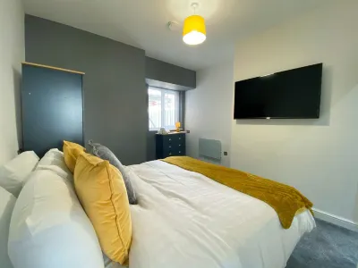 Chelsea Suite Sasco Apartments Hotels in 