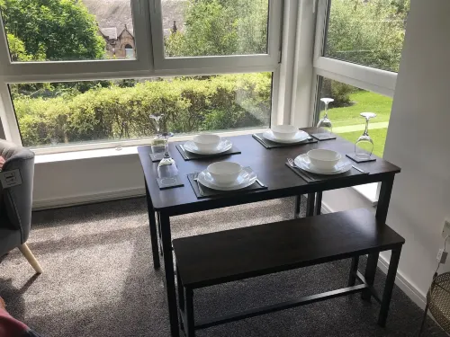 Walker Suite No 60 - Donnini Apartments Hotels in Kilmarnock