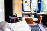 Waterlodge Reade Wikel Hotels in Grou