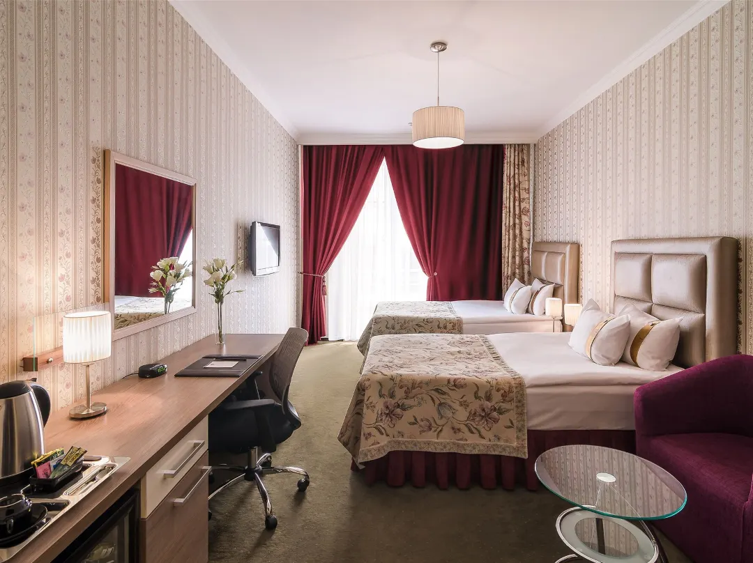 Flowers Hotel - Chișinău