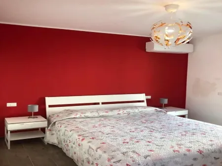 Villa Aurea - in Full Relaxation - Air-Conditioned - Wi-fi