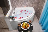 Ocean Blue High Class Hotel & Spa - Bathtub