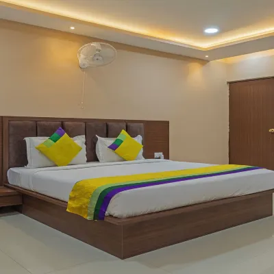 Itsy Hotels Kashi Grand, Bhu Hotels near Banaras Hindu University