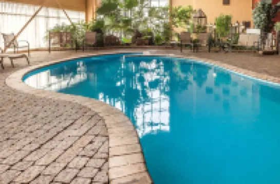 Hotel Ambassadeur et Suites