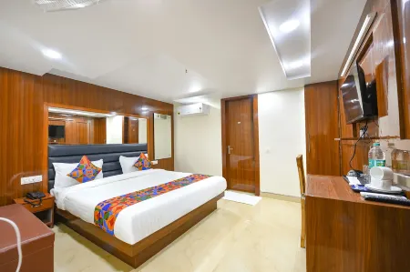 FabHotel Mona International