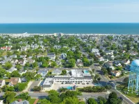 The Beach Club on Madison Avenue Hotels in Cape May