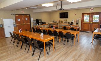 Clatskanie River Inn