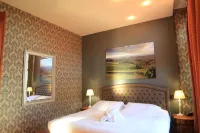 Felicin - Palazzo Boeri Panoramic Suites Hotels in Monforte d'Alba