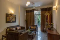 Woodpecker Apartments Hauz Khas