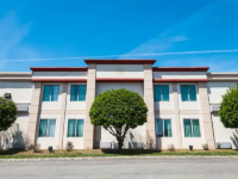 Garden Executive Hotel Hotels in Middlesex County