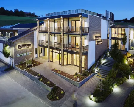 ナチュールホテル ヴィルデヴィーゼ ズンダーンのホテル