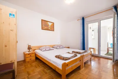 Ivica Two Bedroom Apartment B, Novalja Hotel in zona Plaža Straško