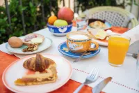 Hotel Antica Repubblica in Amalfi Center at 100mt from the Sea - 朝食