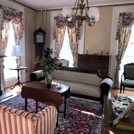 Oakcliff Bed and Breakfast Hotels in Halfmoon