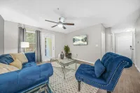 3Brlux, Uga + Downtown Athens Game Weekend Ready, Relax by the Pool